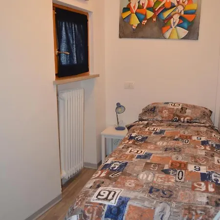 Mattia's House On Garda Apartament *